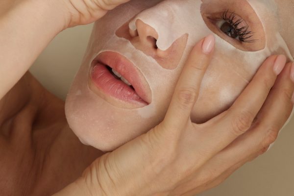 {"ARInfo":{"IsUseAR":false},"Version":"1.0.0","MakeupInfo":{"IsUseMakeup":false},"FaceliftInfo":{"IsChangeEyeLift":false,"IsChangeFacelift":false,"IsChangePostureLift":false,"IsChangeNose":false,"IsChangeFaceChin":false,"IsChangeMouth":false,"IsChangeThinFace":false},"BeautyInfo":{"SwitchMedicatedAcne":false,"IsAIBeauty":false,"IsBrightEyes":false,"IsSharpen":false,"IsOldBeauty":false,"IsReduceBlackEyes":false},"HandlerInfo":{"AppName":2},"FilterInfo":{"IsUseFilter":false}}